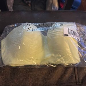 Victoria’s Secret PINK Lounging Scoop Bralette NWT Light Green in Medium DD